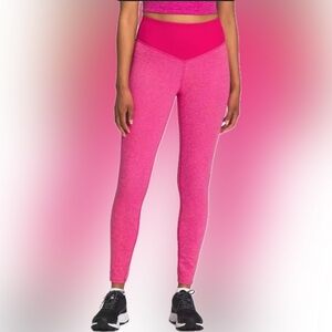 The North Face Dune Sky 7/8 Fitted Moisture Wick Leggings